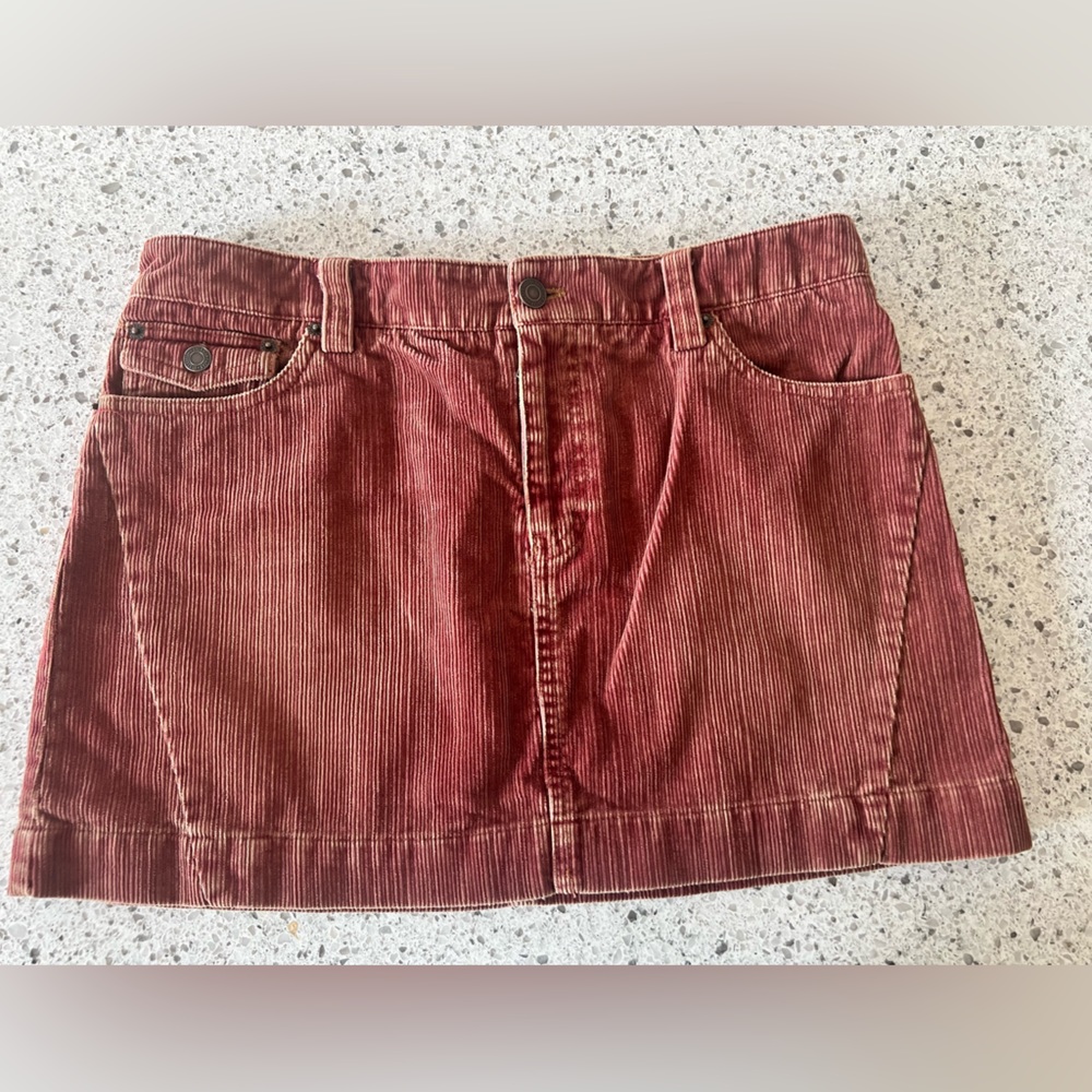 American Eagle women’s corduroy mini skirt